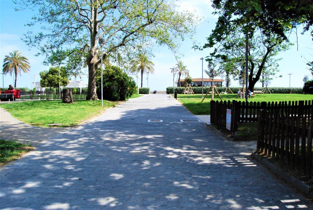 Tramonto Sul Mare - Sea Suite Savona Exterior photo
